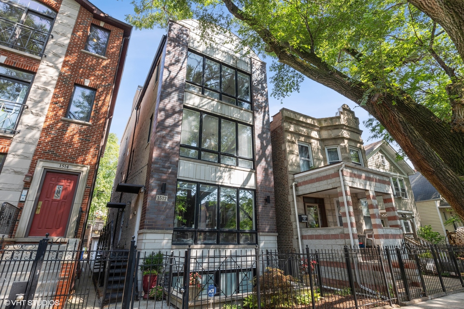 1512 West Victoria Street, Unit 2 Chicago, IL 60660 - Photo 1 of 19 a view of a building