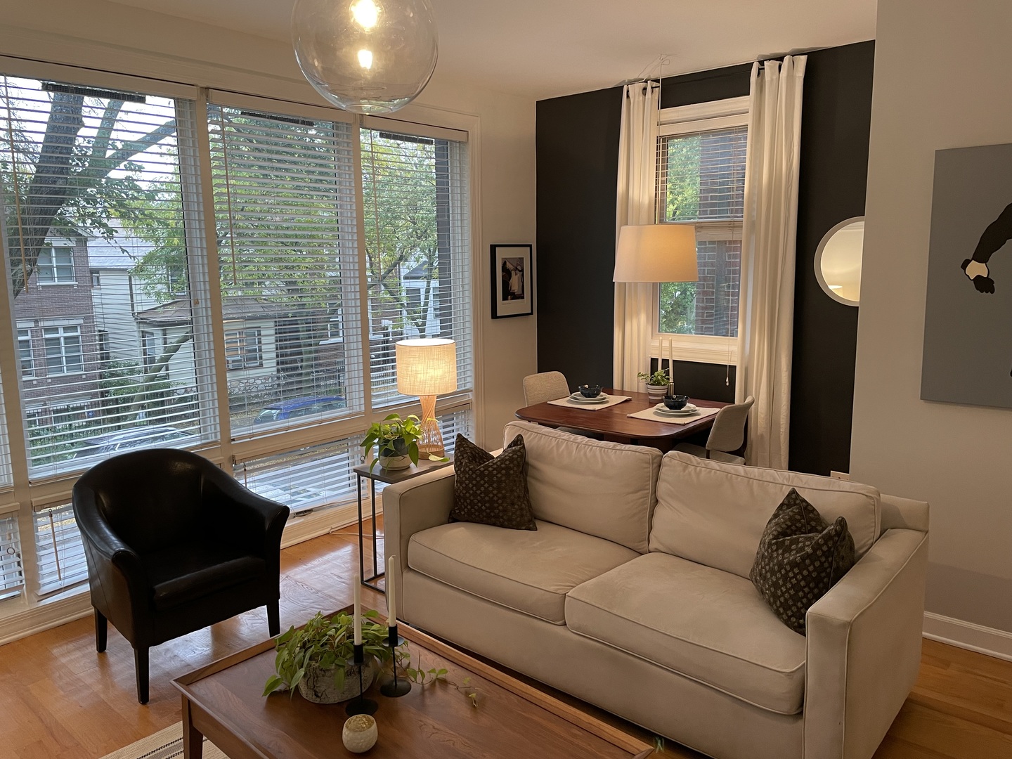 1512 West Victoria Street, Unit 2 Chicago, IL 60660 - Photo 6 of 19 a living room with furniture and a large window