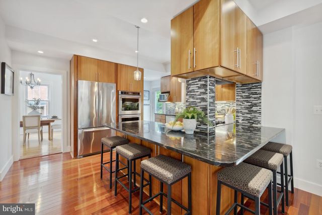 $1,357,500 | 622 19th Street South, Arlington, VA 22202