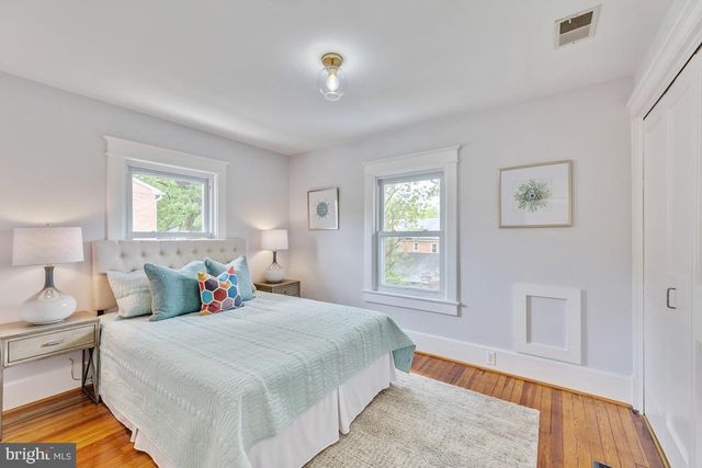 $1,357,500 | 622 19th Street South, Arlington, VA 22202