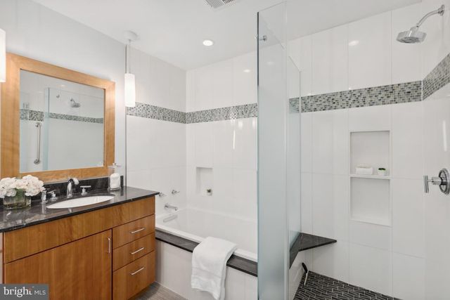 $1,357,500 | 622 19th Street South, Arlington, VA 22202