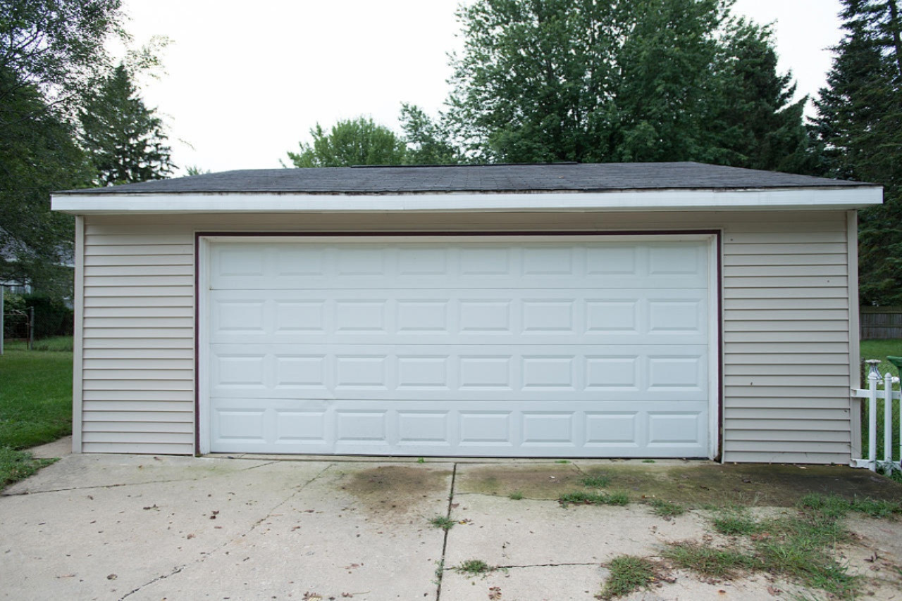 227 North 23rd Street Springfield, MI 49037 - Photo 3 of 22 N 23rd-1