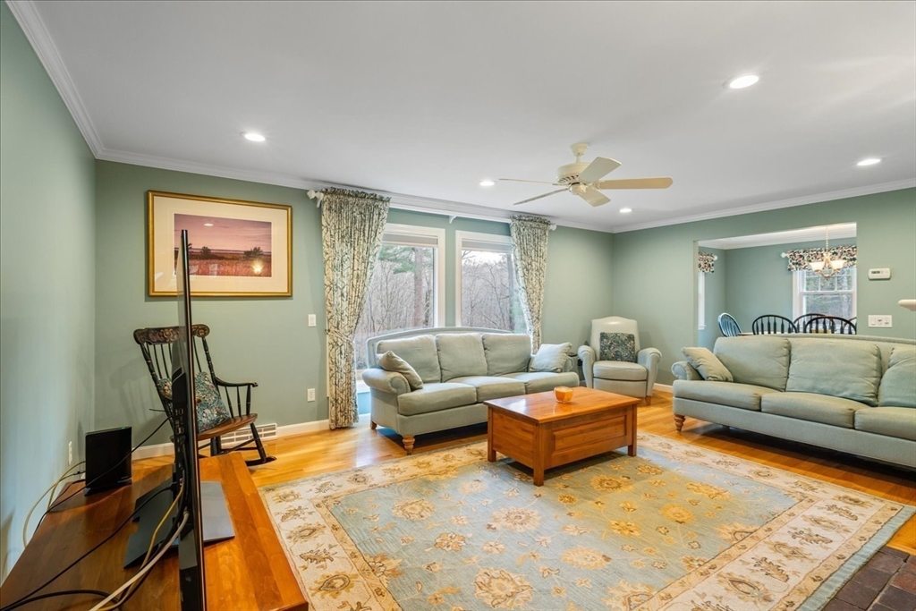 148 Pine Street Dover, MA 02030 - Photo 9 of 18