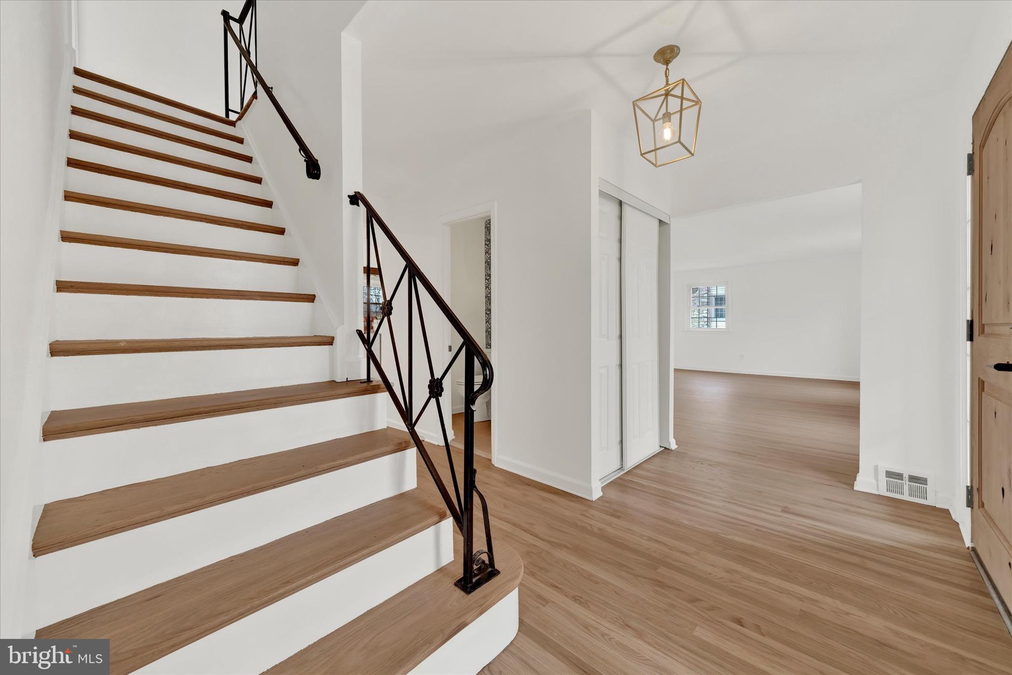 658 West Rolling Road Springfield, PA 19064 - Photo 19 of 53