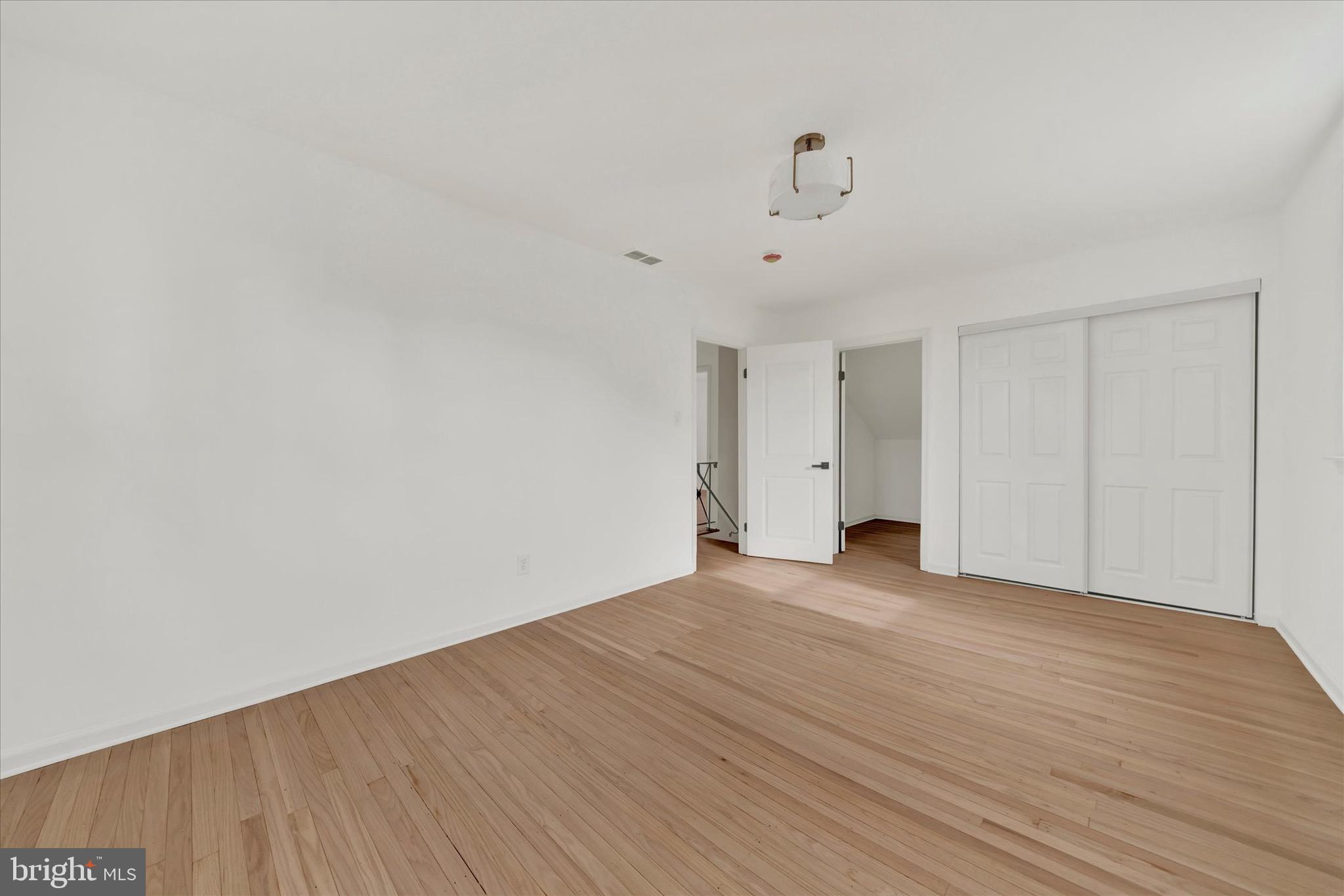 658 West Rolling Road Springfield, PA 19064 - Photo 21 of 53 Bedroom 1