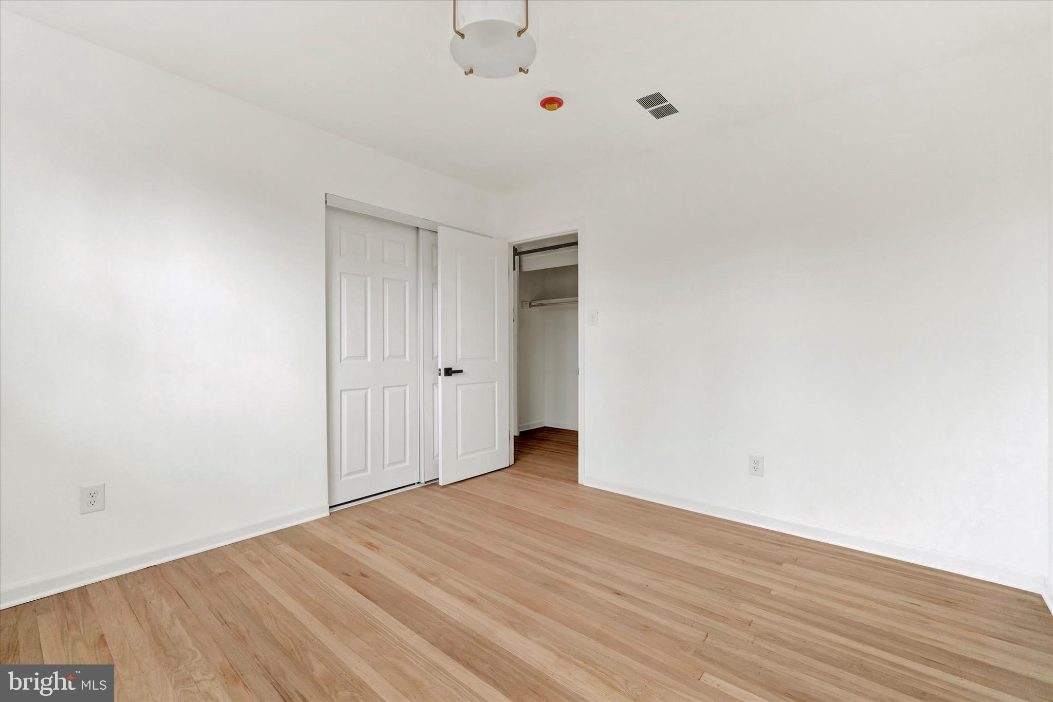 658 West Rolling Road Springfield, PA 19064 - Photo 25 of 53 Bedroom 2