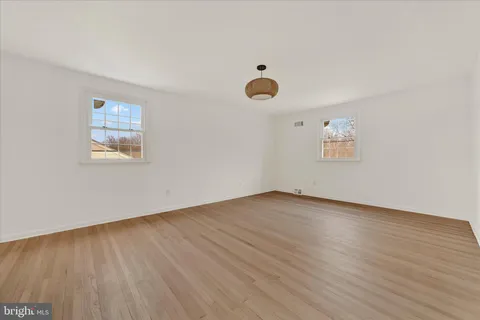 $725,000 | 658 West Rolling Road, Springfield, PA 19064