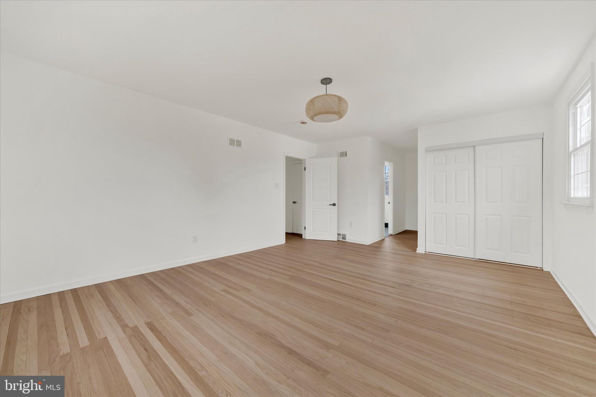 658 West Rolling Road Springfield, PA 19064 - Photo 31 of 53 Primary Bedroom