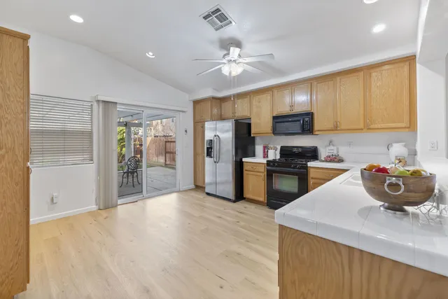 $489,800 | 2237 Clock Tower Court, Riverbank, CA 95367