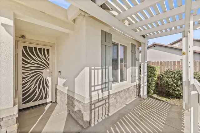 $489,800 | 2237 Clock Tower Court, Riverbank, CA 95367