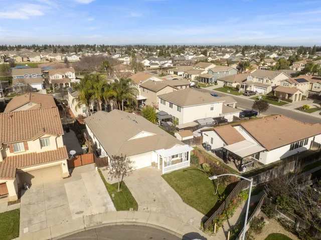 $489,800 | 2237 Clock Tower Court, Riverbank, CA 95367