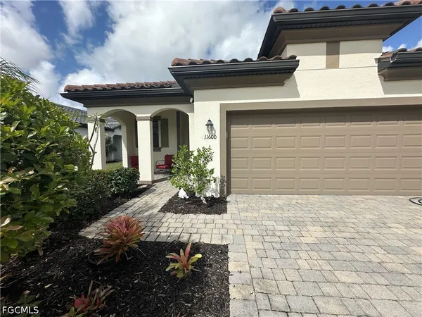 $2,550 | 11600 Golden Oak Terrace, Fort Myers, FL 33913
