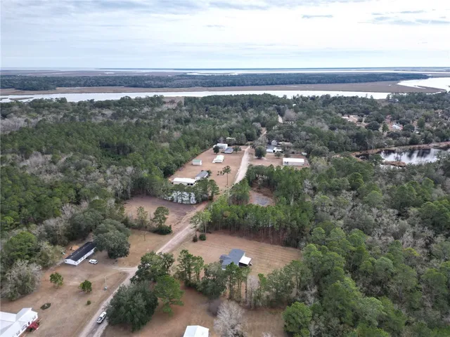 $270,000 | 1337 H G Miles Drive, Townsend, GA 31331