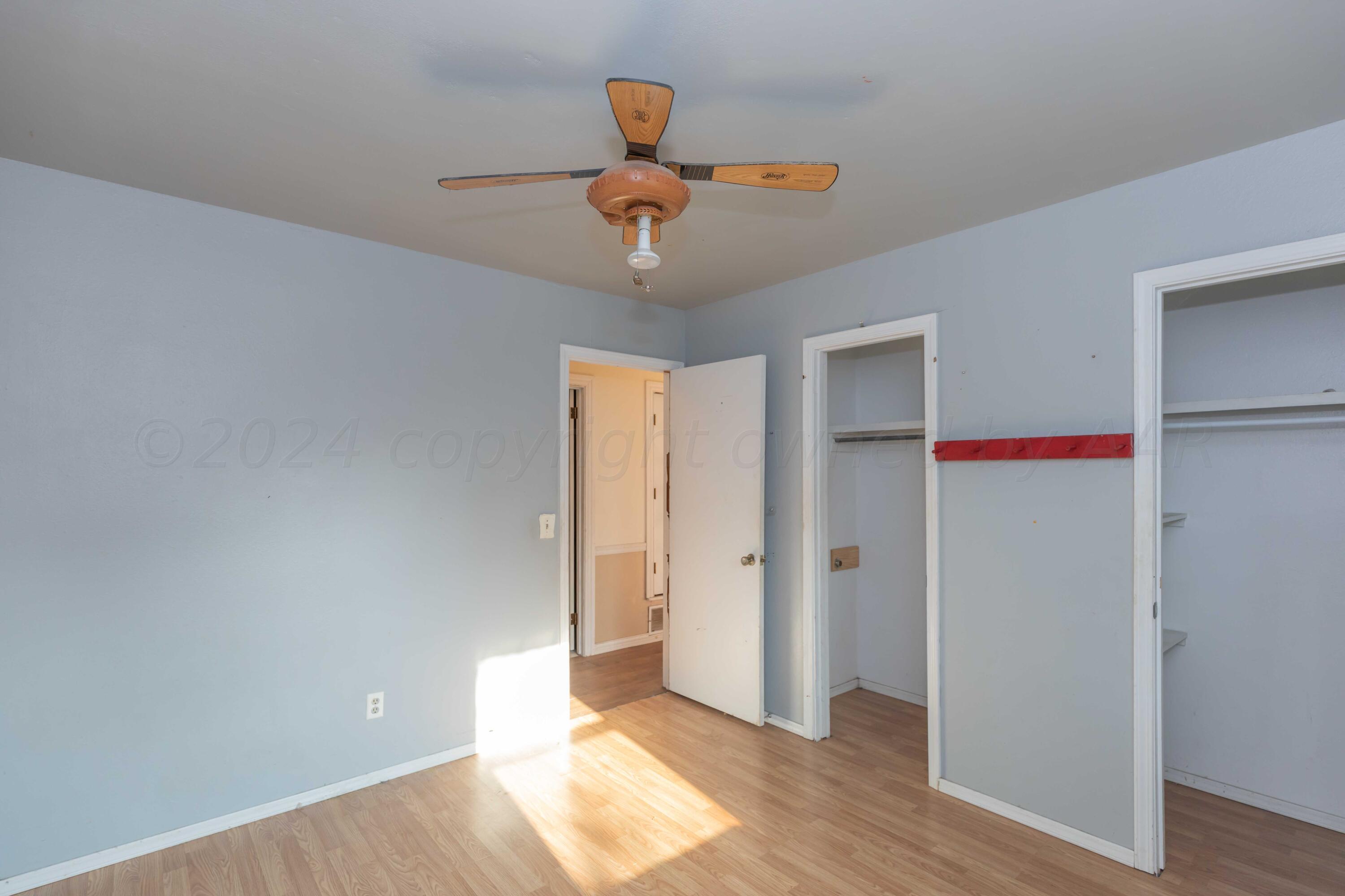 5304 Leigh Avenue Amarillo, TX 79110 - Photo 12 of 36 a view of an empty room