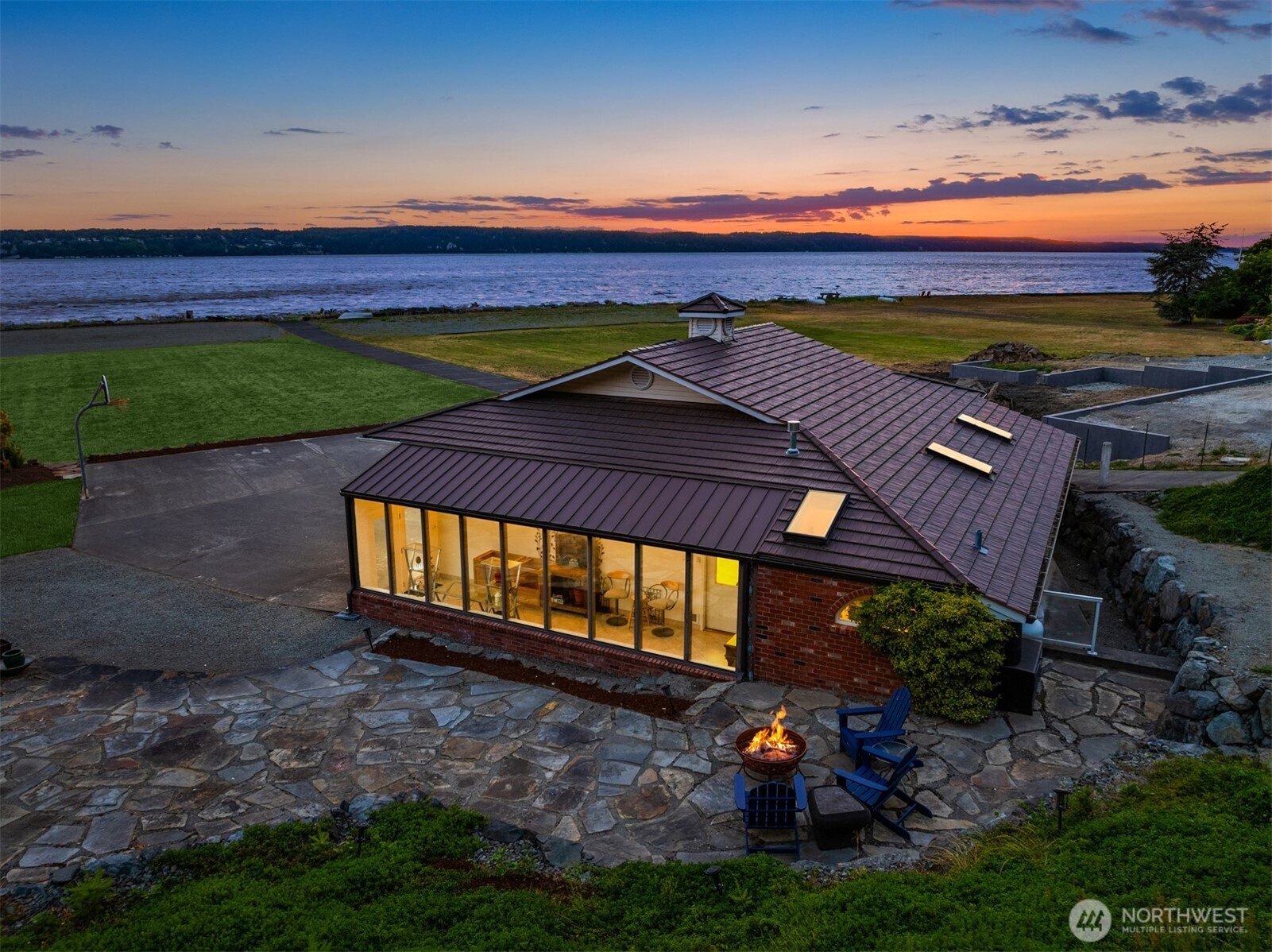 2106 South Breezy Point Road Camano Island, WA 98282 - Photo 31 of 40 Gallery Image 31