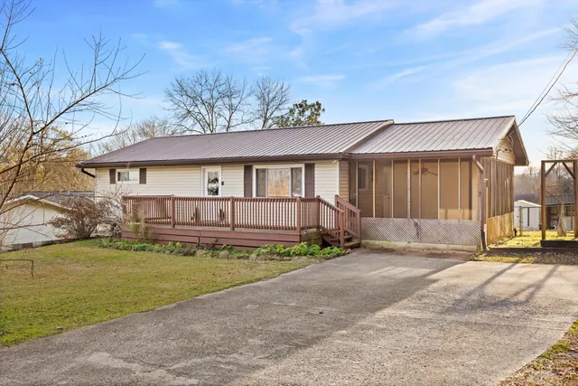 $292,000 | 210 Incline Street, Soddy Daisy, TN 37379