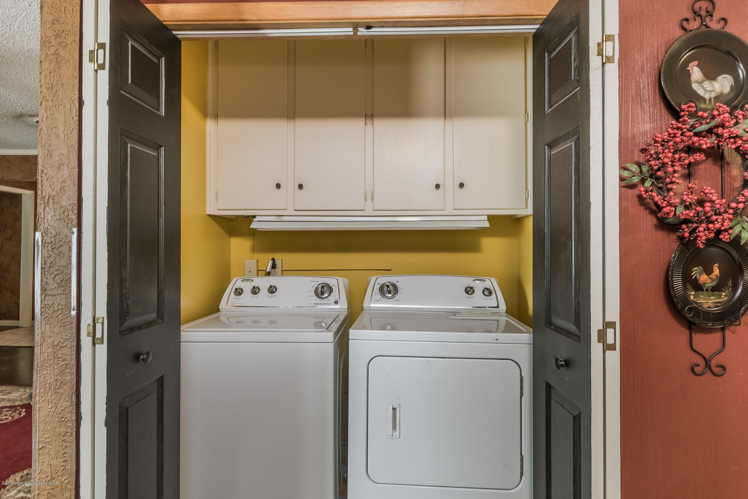 4821 South Rusk Street Amarillo, TX 79110 - Photo 11 of 24 010_Laundry_