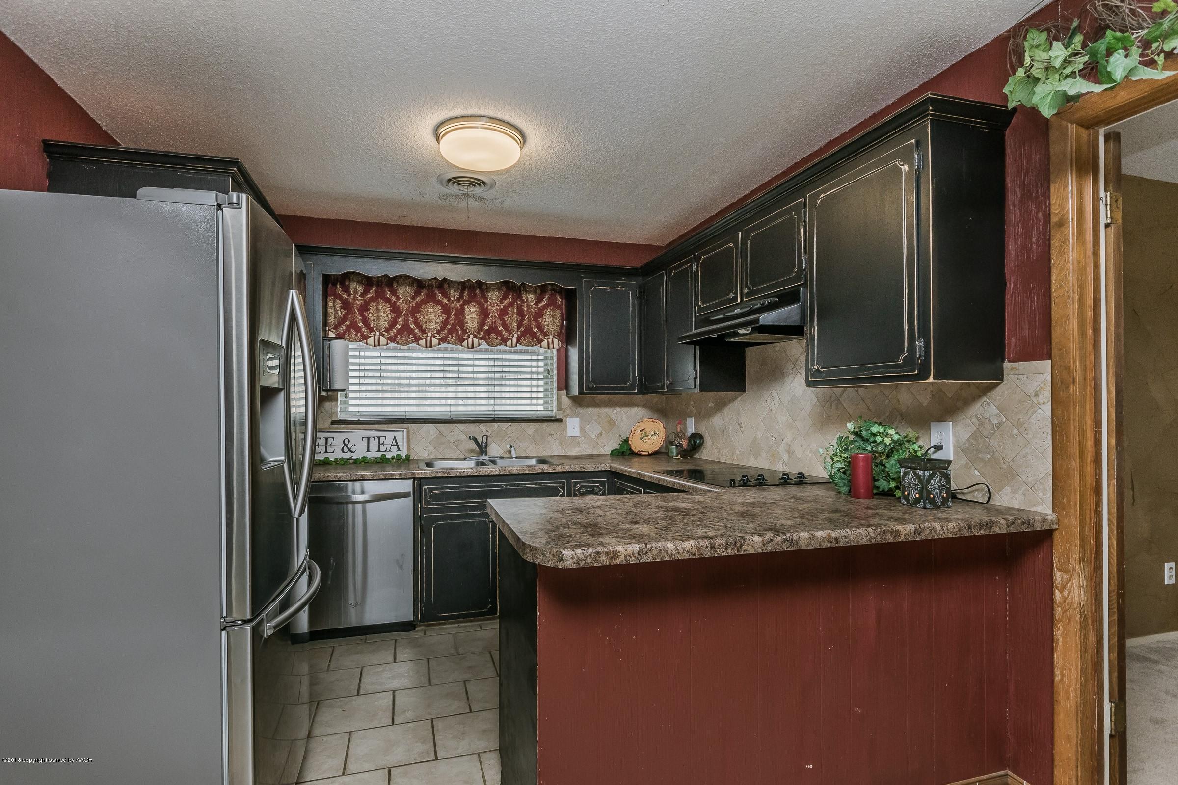 4821 South Rusk Street Amarillo, TX 79110 - Photo 3 of 24 007_Kitchen_