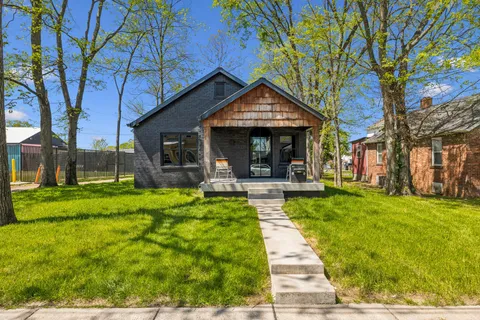 $375,000 | 1807 10th Avenue North, Nashville, TN 37208