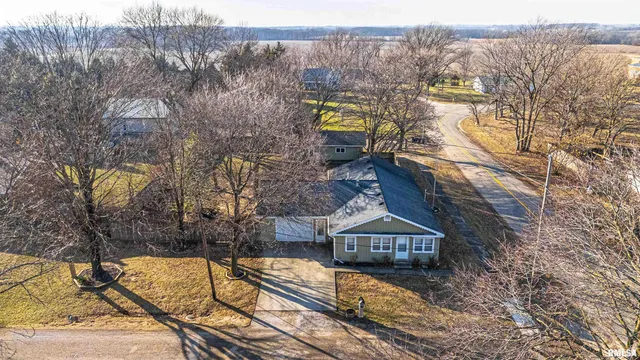 $99,000 | 307 North West Street, Waynesville, IL 61778