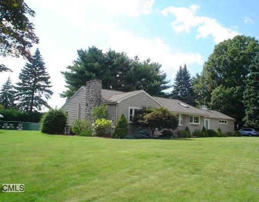 2 Topfield Road Danbury, CT 06811 - Photo 1 of 1 Gallery Image 1