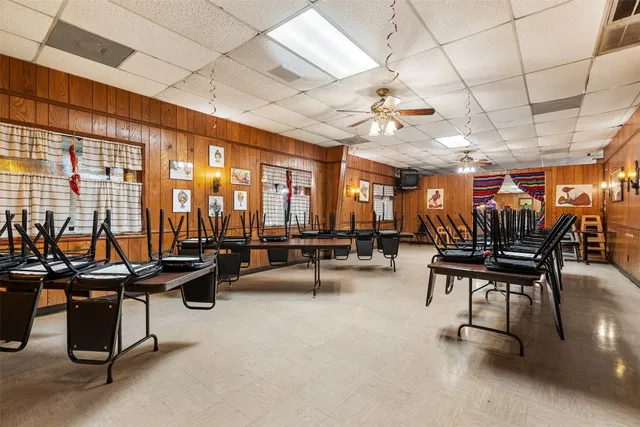 a view of a livingroom with furniture