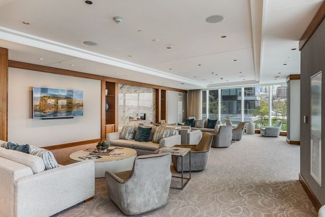 $1,775,000 | 50 Liberty, Unit PH1H, Boston, MA 02210