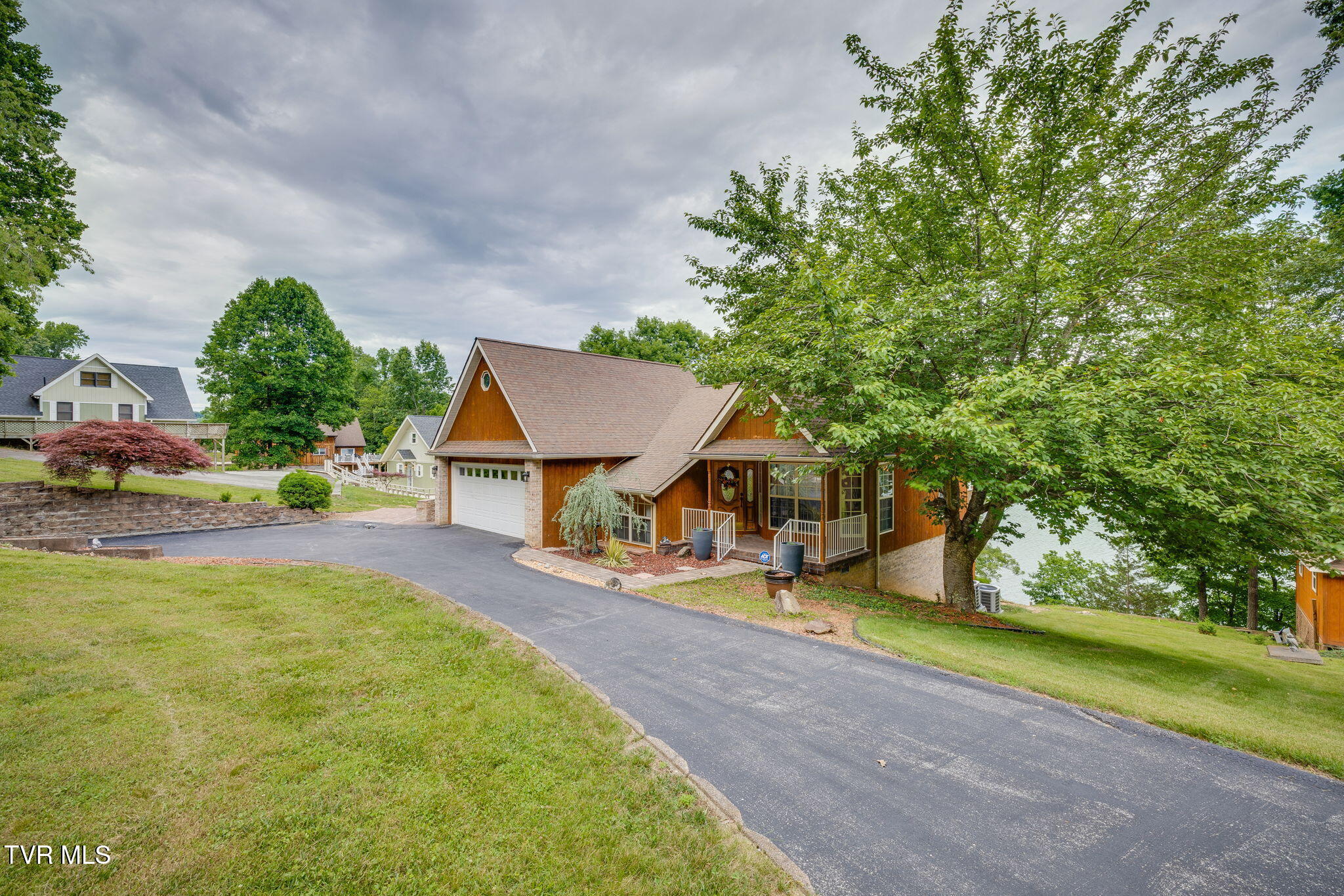 23075 Montego Bay Road Abingdon, VA 24211 - Photo 4 of 61 002