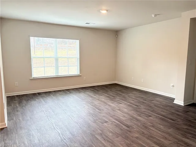 $1,975 | 6337 Cedar Hill Court, Trinity, NC 27370