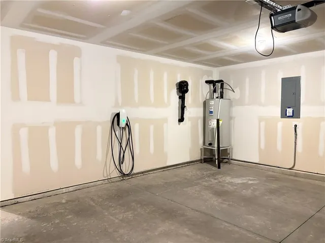 $1,975 | 6337 Cedar Hill Court, Trinity, NC 27370