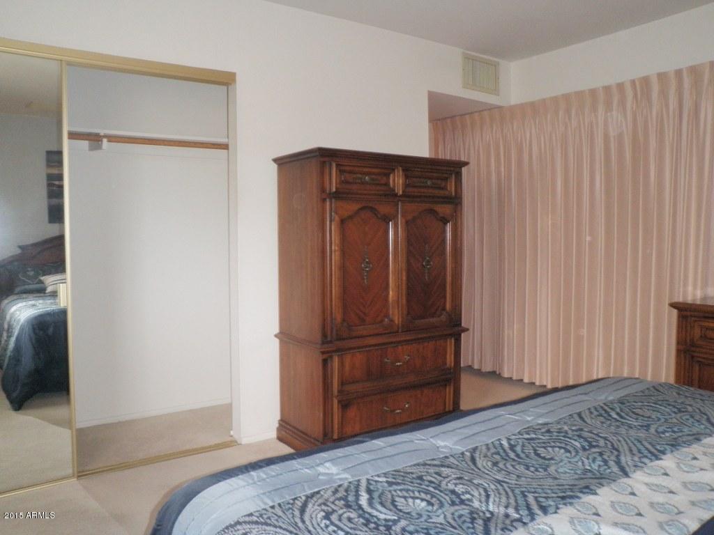3044 West Charter Oak Road Phoenix, AZ 85029 - Photo 11 of 41 P9020268_1024x768
