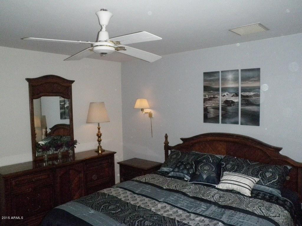 3044 West Charter Oak Road Phoenix, AZ 85029 - Photo 12 of 41 P9020270_1024x768