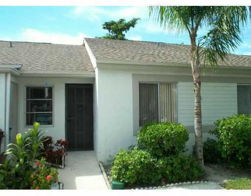 8958 Meadowlark Way, Unit B Boca Raton, FL 33496 - Photo 1 of 2 Primary Photo