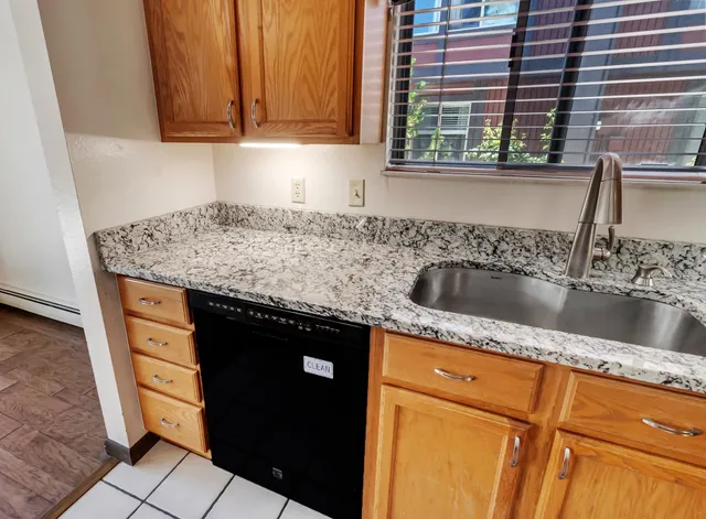 $299,500 | 1155 Lakeside Drive, Unit 503, Grand Junction, CO 81506