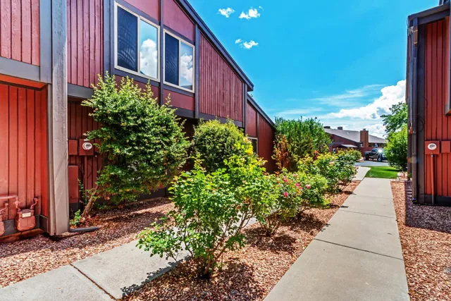 $299,500 | 1155 Lakeside Drive, Unit 503, Grand Junction, CO 81506