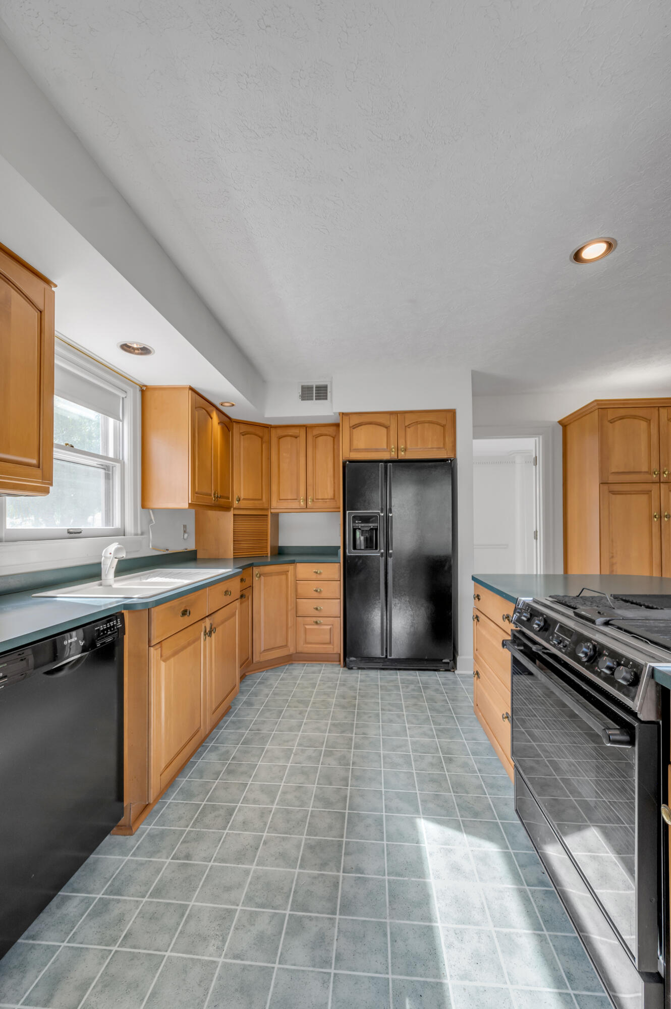 1853 Bahama Road Lexington, KY 40509 - Photo 17 of 74 TDB_0930