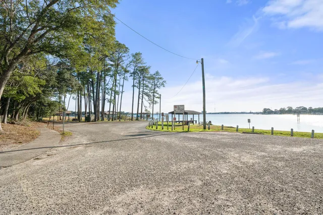 $449,000 | 37 Maple Avenue, Shalimar, FL 32579