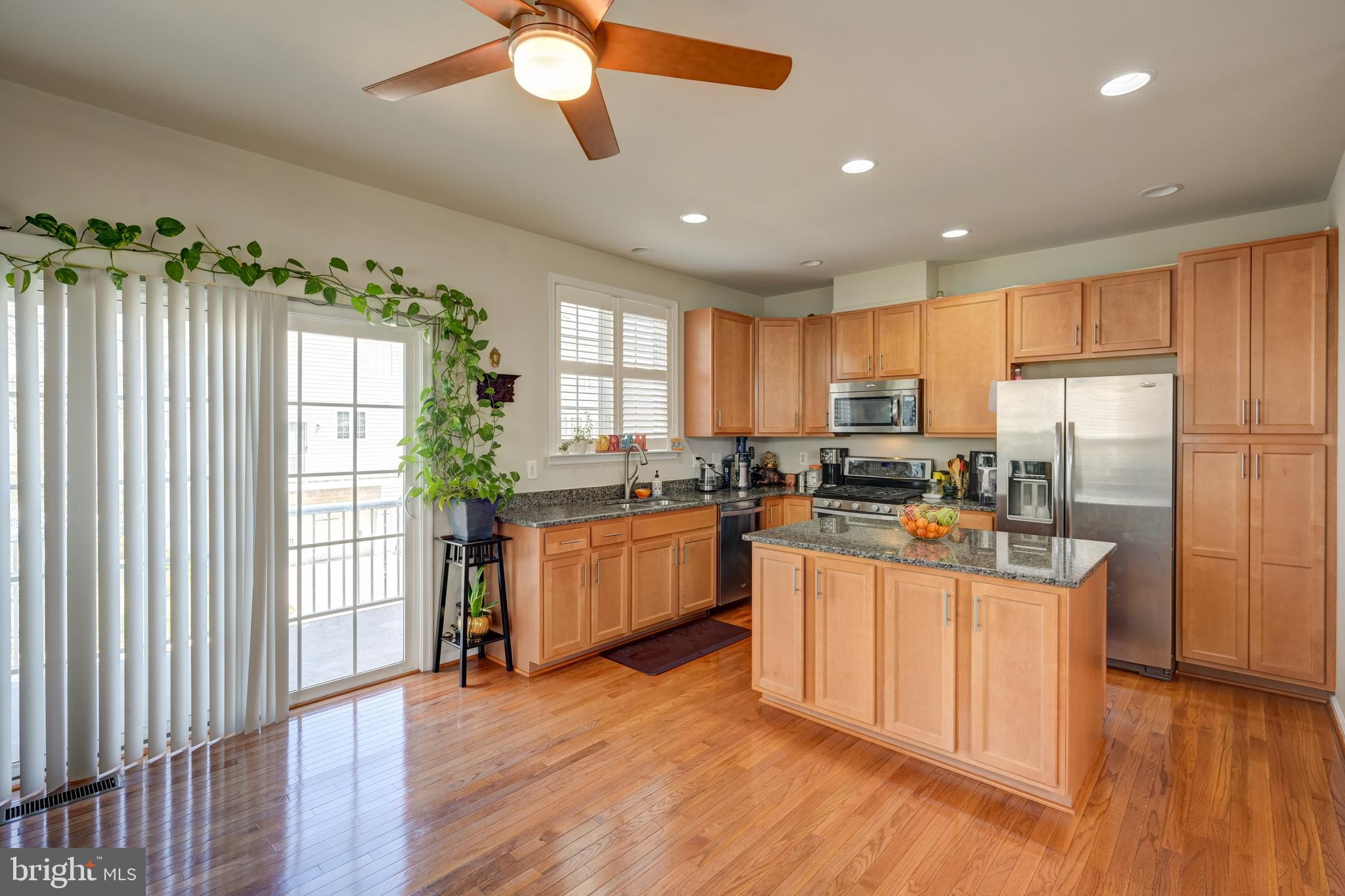 43535 Wheadon Terrace Chantilly, VA 20152 - Photo 12 of 40