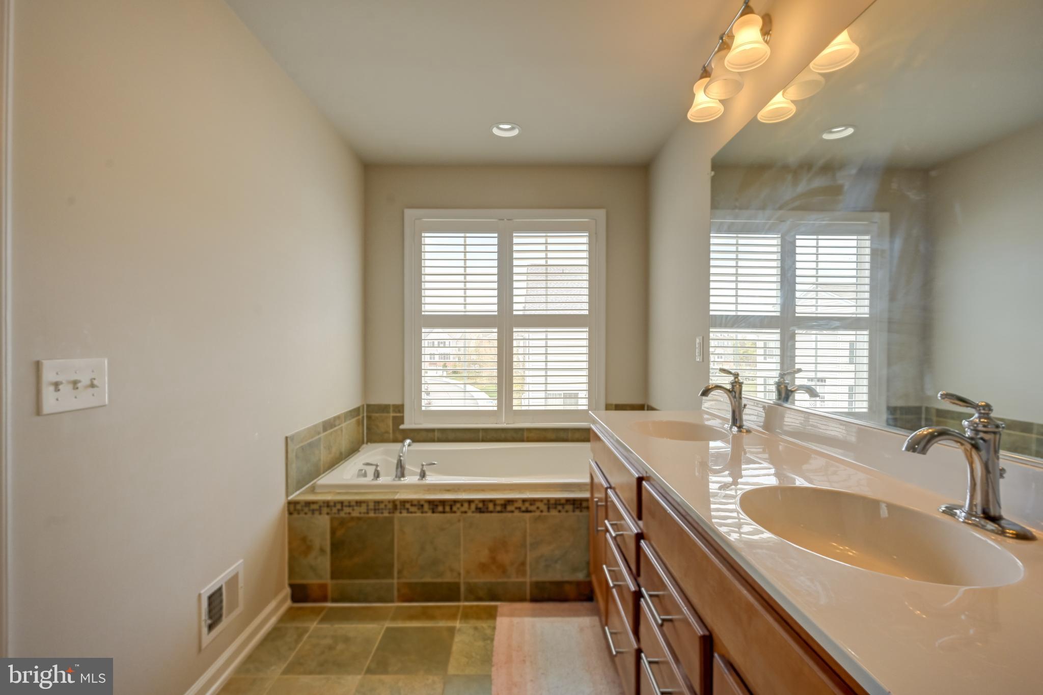 43535 Wheadon Terrace Chantilly, VA 20152 - Photo 26 of 40