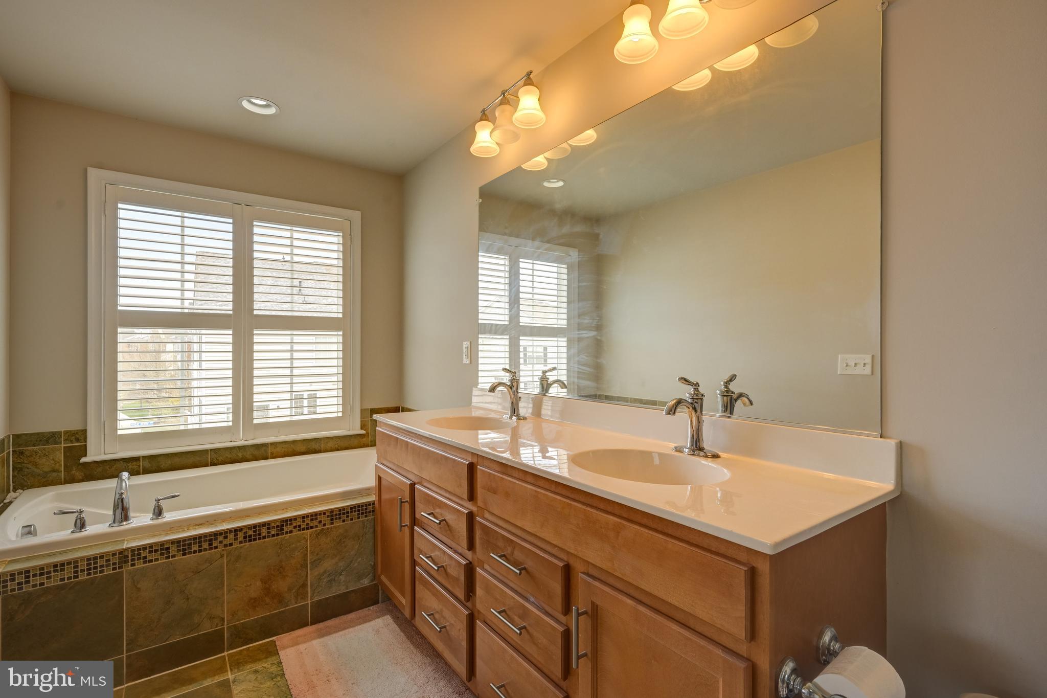 43535 Wheadon Terrace Chantilly, VA 20152 - Photo 27 of 40