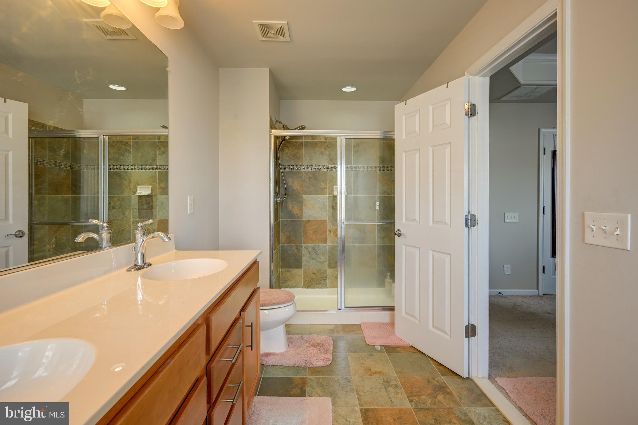 43535 Wheadon Terrace Chantilly, VA 20152 - Photo 28 of 40