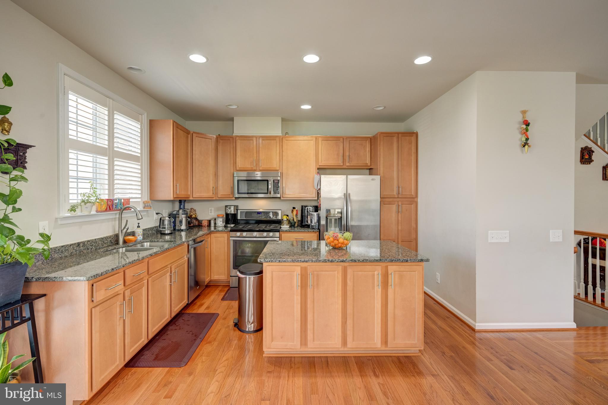 43535 Wheadon Terrace Chantilly, VA 20152 - Photo 10 of 40