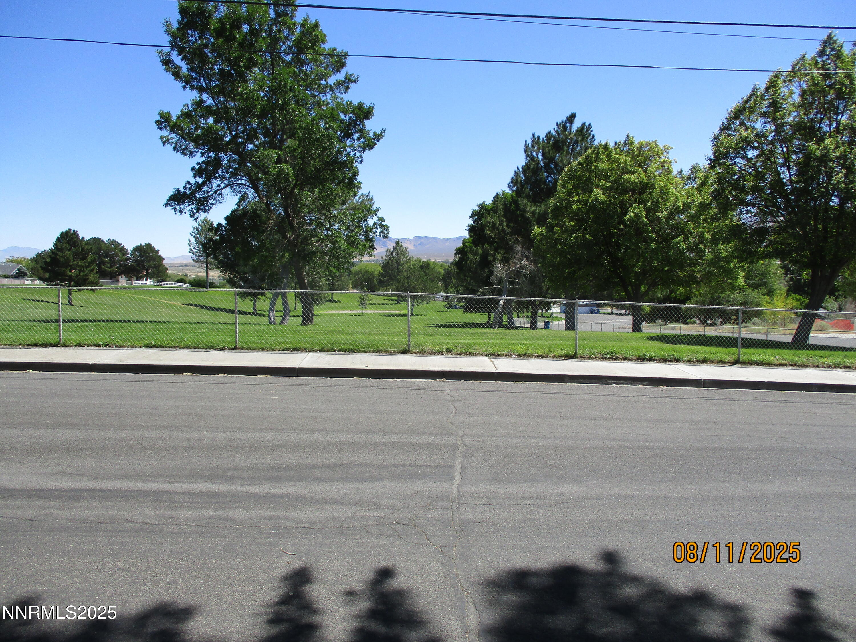 210 Modoc Drive Winnemucca, NV 89445 - Photo 6 of 25 a view of a park