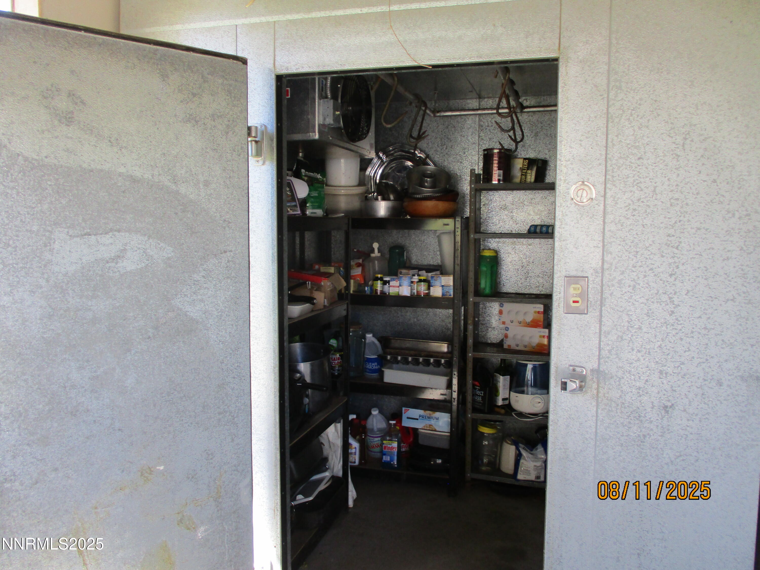 210 Modoc Drive Winnemucca, NV 89445 - Photo 10 of 25
