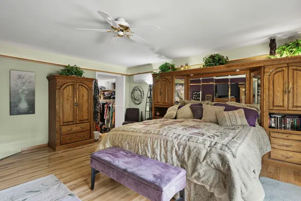 $879,900 | 6207 Indian Mound Drive, McFarland, WI 53558