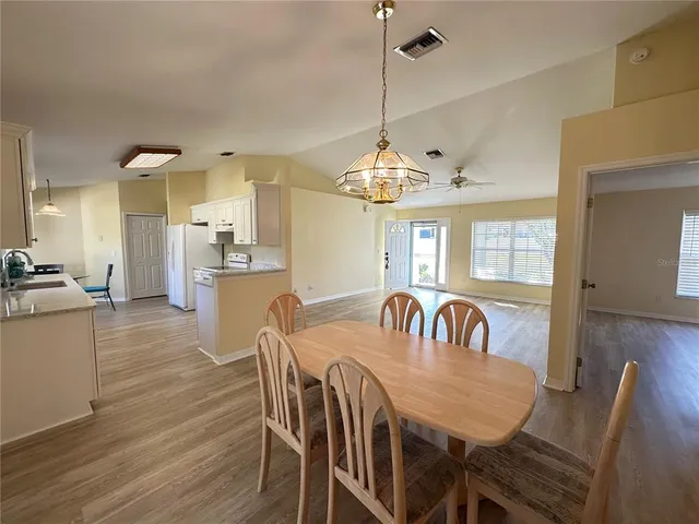 $2,000 | 5261 Southeast 15th Avenue, Ocala, FL 34480