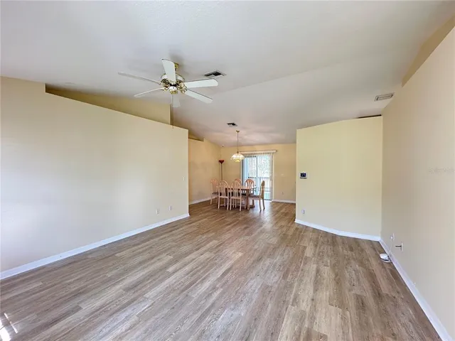 $2,000 | 5261 Southeast 15th Avenue, Ocala, FL 34480