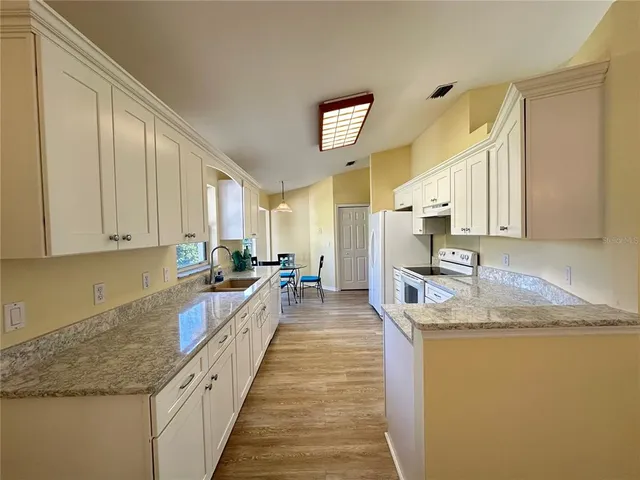 $2,000 | 5261 Southeast 15th Avenue, Ocala, FL 34480