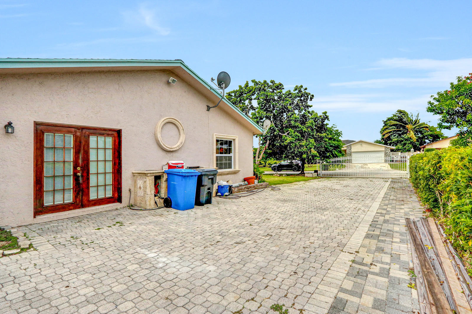 5858 Autumn Ridge Road Lake Worth, FL 33463 - Photo 25 of 27 Exterior/Rear - Gated Entrance
