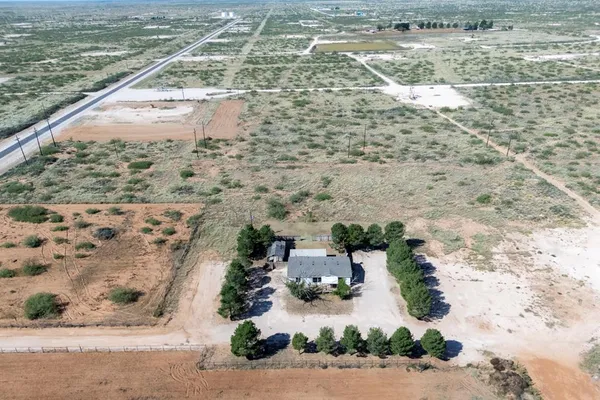 $250,000 | 4704 Southwest 4000, Andrews, TX 79714